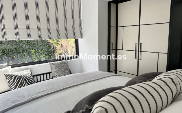 Wiederverkauf - Villa - Marbella - Nueva Andalucía