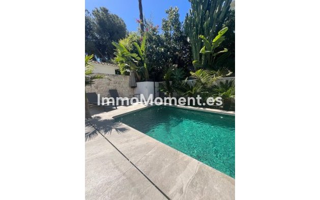 Wiederverkauf - Villa - Marbella - Nueva Andalucía