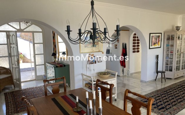 Resale - Villa - Mijas - Mijas Centro