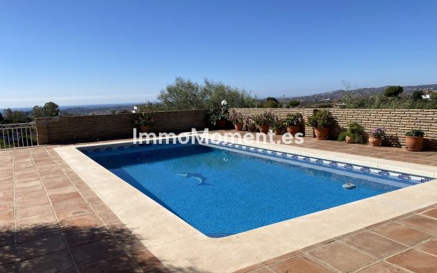 Resale - Villa - Mijas - Mijas Centro