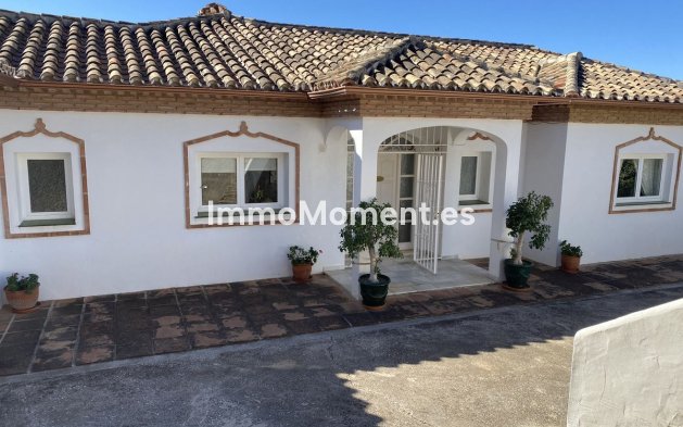 Resale - Villa - Mijas - Mijas Centro