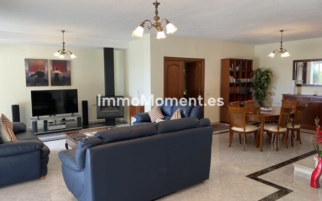 Resale - Villa - Mijas - Mijas Centro