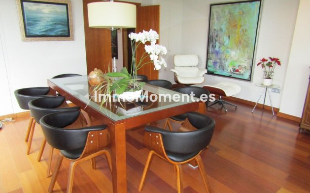 Wiederverkauf - Freistehende Villa - Málaga - Málaga Este
