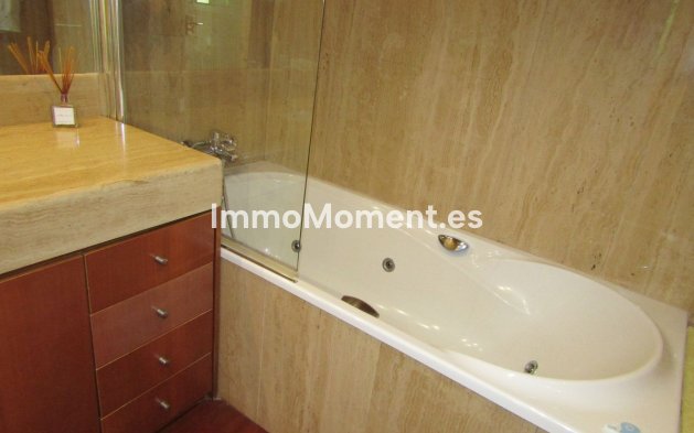 Wiederverkauf - Freistehende Villa - Málaga - Málaga Este