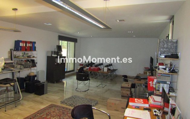 Wiederverkauf - Freistehende Villa - Málaga - Málaga Este