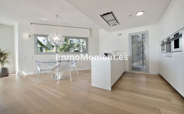 Wiederverkauf - Wohnung - Benalmadena - Benalmadena Centro