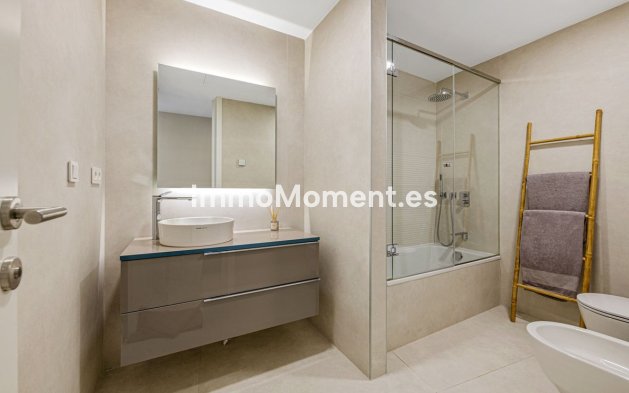 Wiederverkauf - Wohnung - Estepona  - Estepona Centro