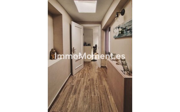 Wiederverkauf - Villa - Marbella - La Campana