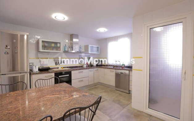 Revente - Appartement - Marbella - Cabopino