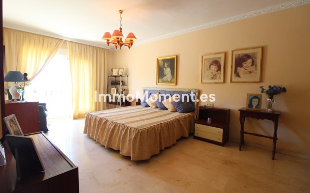 Revente - Villa - Marbella - Nueva Andalucía
