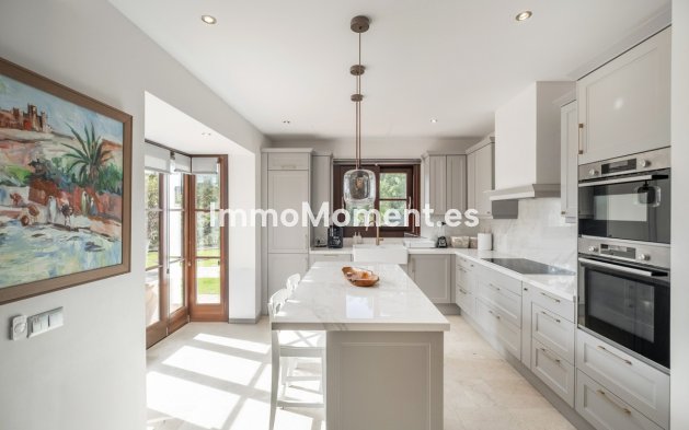 Reventa - Villa - Benahavís - El Madroñal