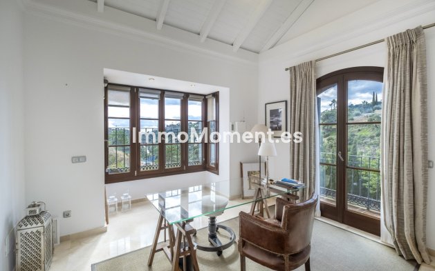Reventa - Villa - Benahavís - El Madroñal