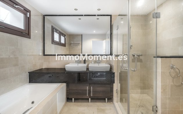 Reventa - Villa - Benahavís - El Madroñal