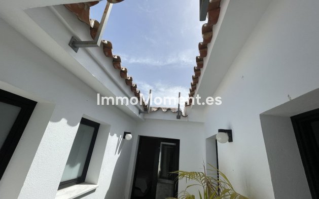 Reventa - Villa - Marbella - San Pedro de Alcántara