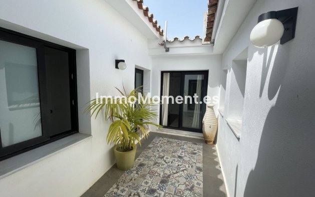 Reventa - Villa - Marbella - San Pedro de Alcántara