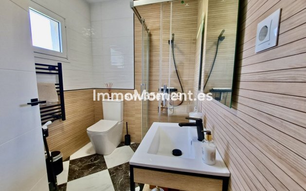 Resale - Apartment - Mijas - Calahonda