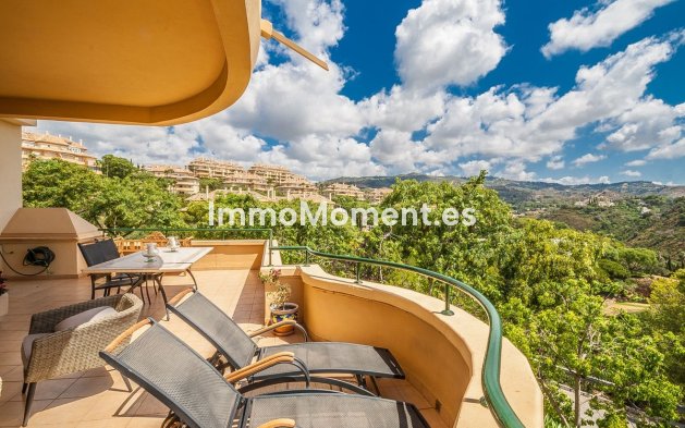 Resale - Apartment - Marbella - Elviria