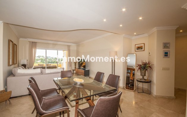 Resale - Apartment - Marbella - Elviria