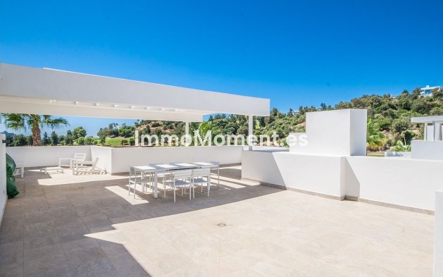 Resale - Apartment - Benahavís - Benahavís Centro