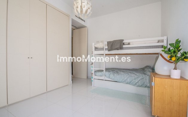 Resale - Apartment - Benahavís - Benahavís Centro