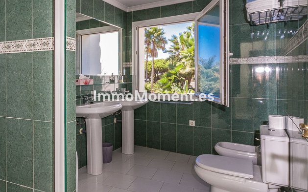 Wiederverkauf - Villa - Marbella - Marbesa