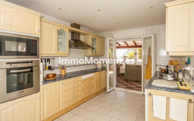 Wiederverkauf - Villa - Marbella - Marbesa