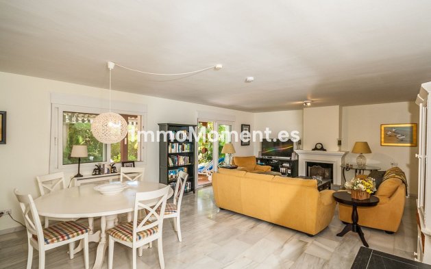 Wiederverkauf - Villa - Marbella - Marbesa