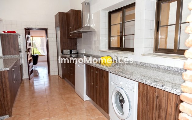 Resale - Villa - Mijas - Mijas Centro