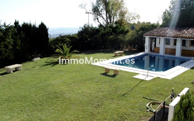 Resale - Villa - Mijas - Mijas Centro
