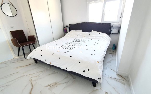 Resale - Apartment - Fuengirola - Fuengirola Centro