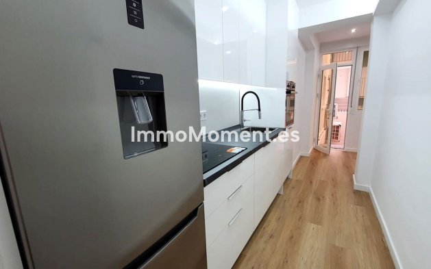 Resale - Apartment - Fuengirola - Fuengirola Centro