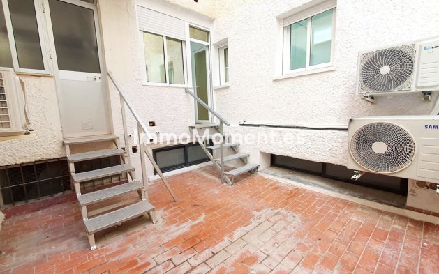 Resale - Apartment - Fuengirola - Fuengirola Centro