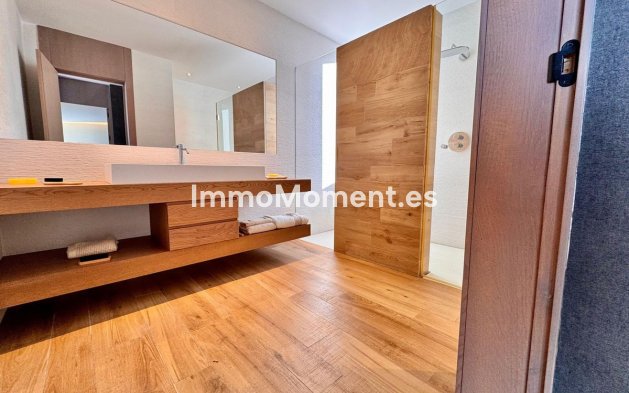 Wiederverkauf - Villa - Fuengirola - Higueron