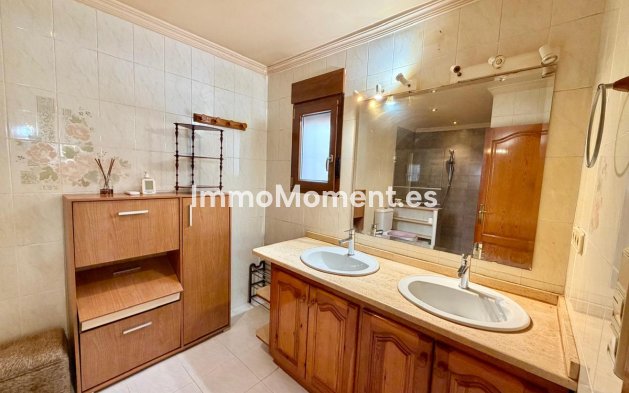 Revente - Villa - Pedreguer - Pedreguer Centro