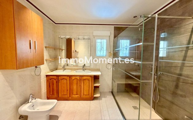 Revente - Villa - Pedreguer - Pedreguer Centro