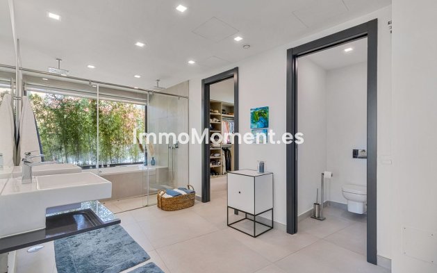 Wiederverkauf - Villa - Fuengirola - Fuengirola Centro