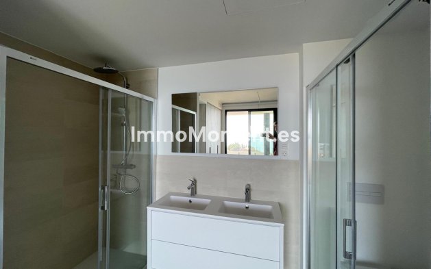 Resale - Apartment - Fuengirola - Carvajal