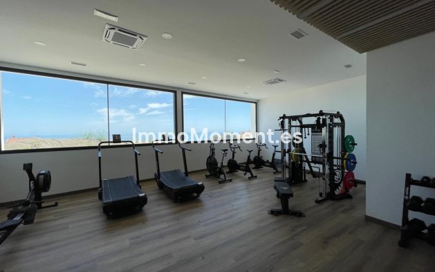 Resale - Apartment - Fuengirola - Carvajal