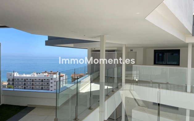 Resale - Apartment - Fuengirola - Carvajal