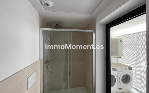 Resale - Apartment - Fuengirola - Carvajal