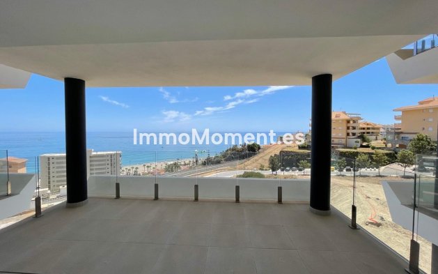 Resale - Apartment - Fuengirola - Carvajal