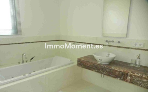 Revente - Villa - Marbella - Sierra Blanca