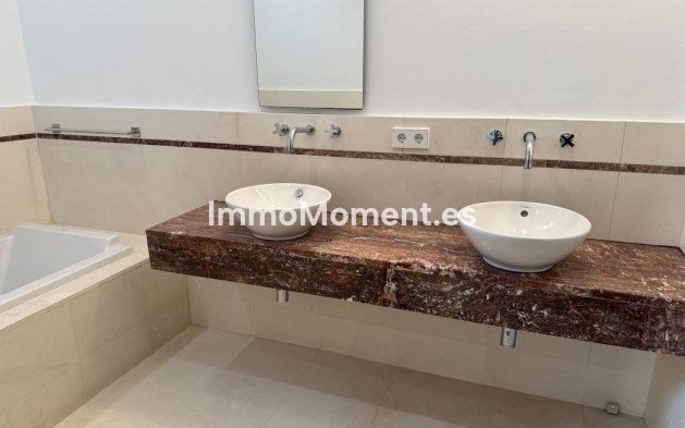 Revente - Villa - Marbella - Sierra Blanca