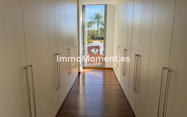 Revente - Villa - Marbella - Sierra Blanca