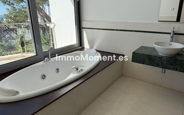Revente - Villa - Marbella - Sierra Blanca