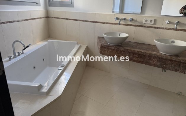 Revente - Villa - Marbella - Sierra Blanca