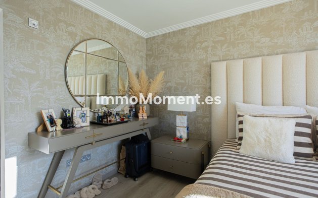 Resale - Apartment - Benahavís - Benahavís Centro
