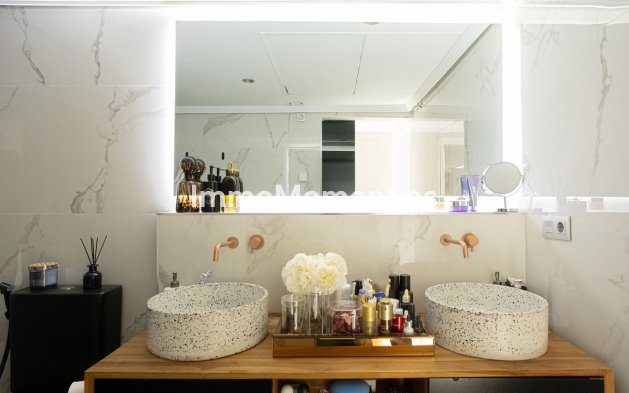 Resale - Apartment - Benahavís - Benahavís Centro