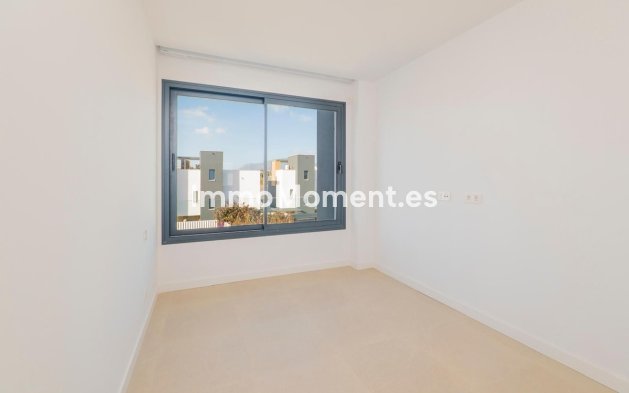 Resale - Villa - Estepona - Atalaya