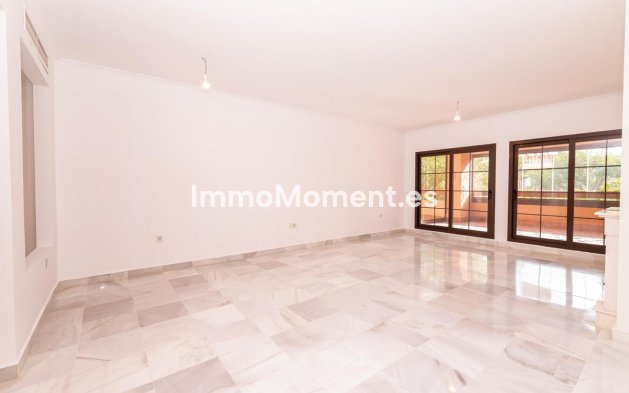 Resale - Apartment - Estepona - New Golden Mile